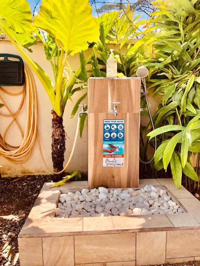 Aparthotel Tropical Hideaway Beau Vallon  Esterno foto