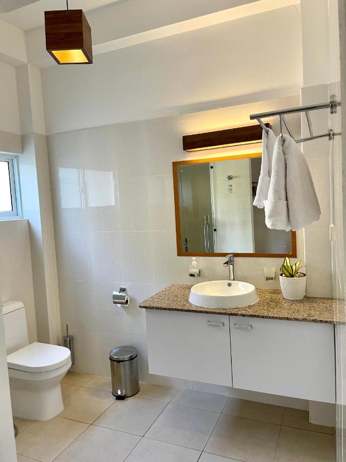 Aparthotel Tropical Hideaway Beau Vallon  Esterno foto
