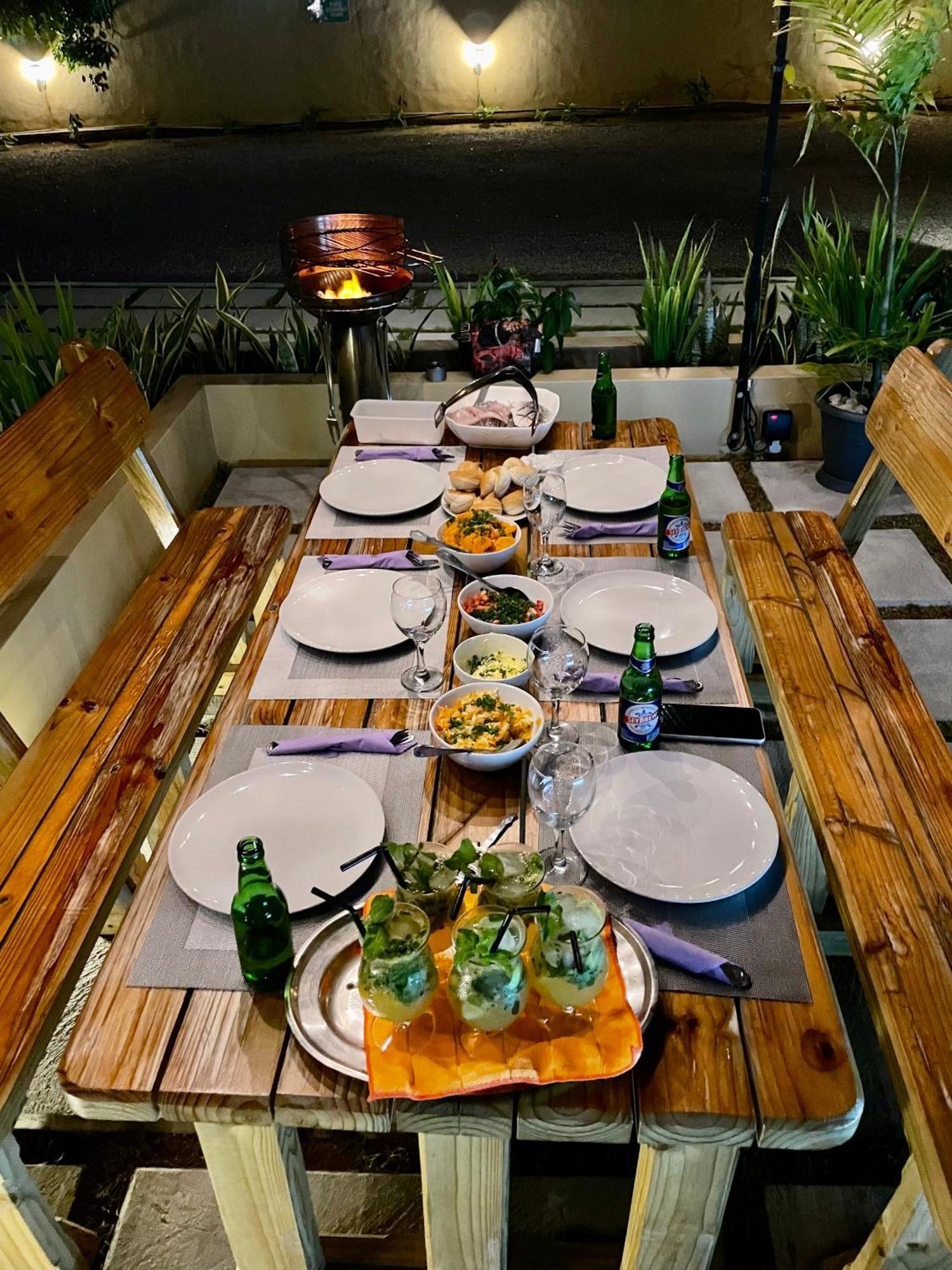 Aparthotel Tropical Hideaway Beau Vallon  Esterno foto