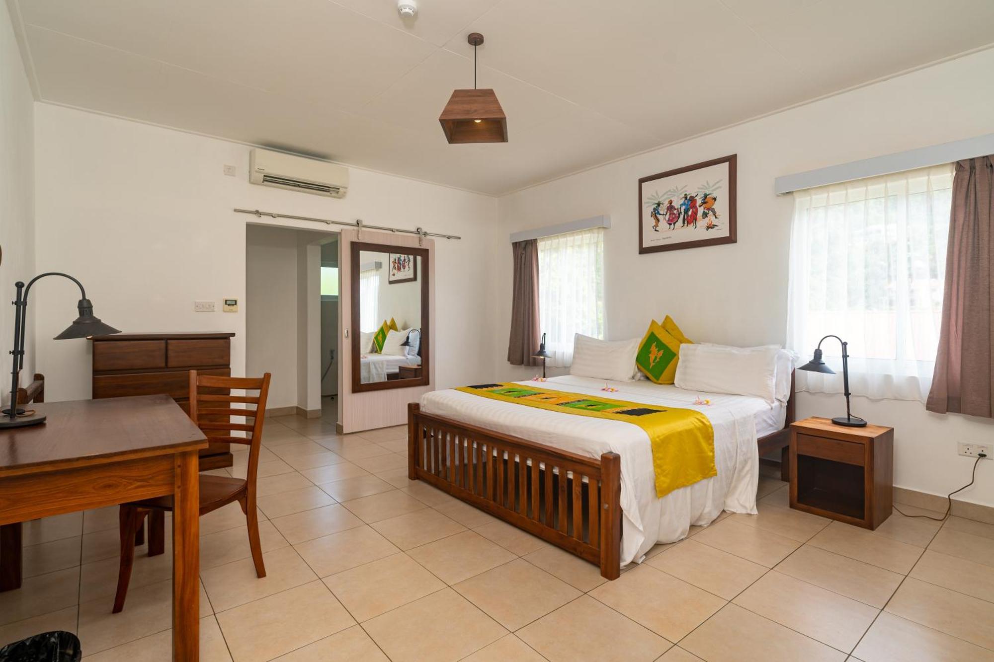 Aparthotel Tropical Hideaway Beau Vallon  Esterno foto