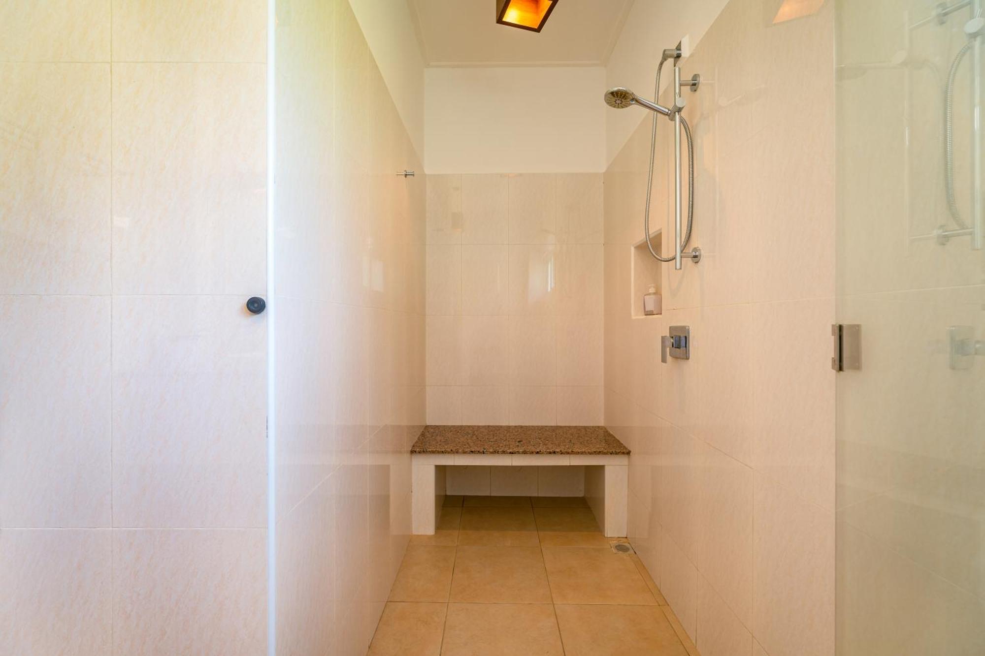 Aparthotel Tropical Hideaway Beau Vallon  Esterno foto