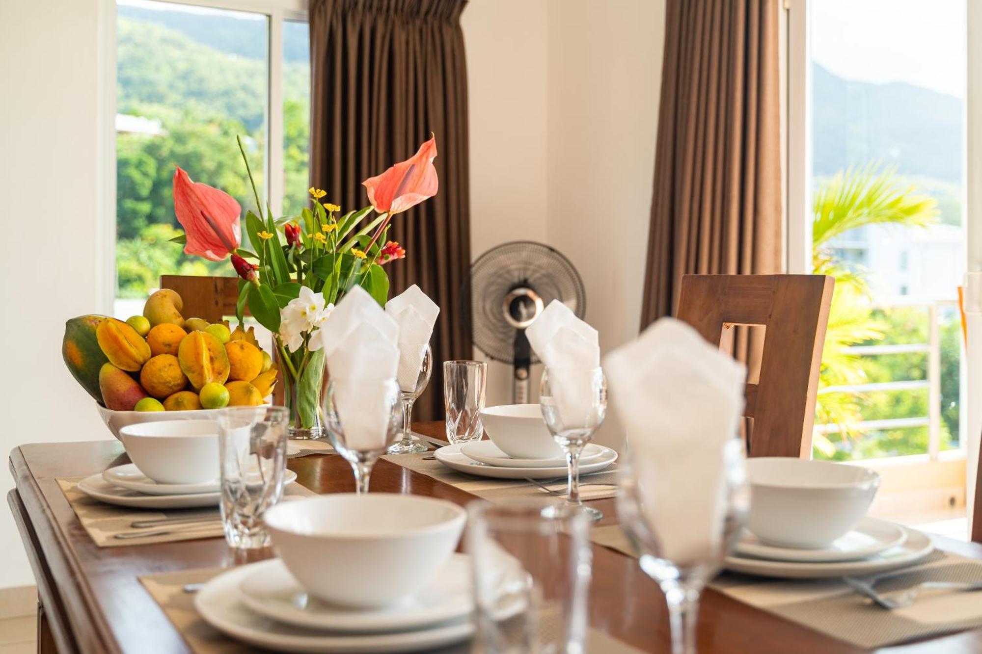 Aparthotel Tropical Hideaway Beau Vallon  Esterno foto