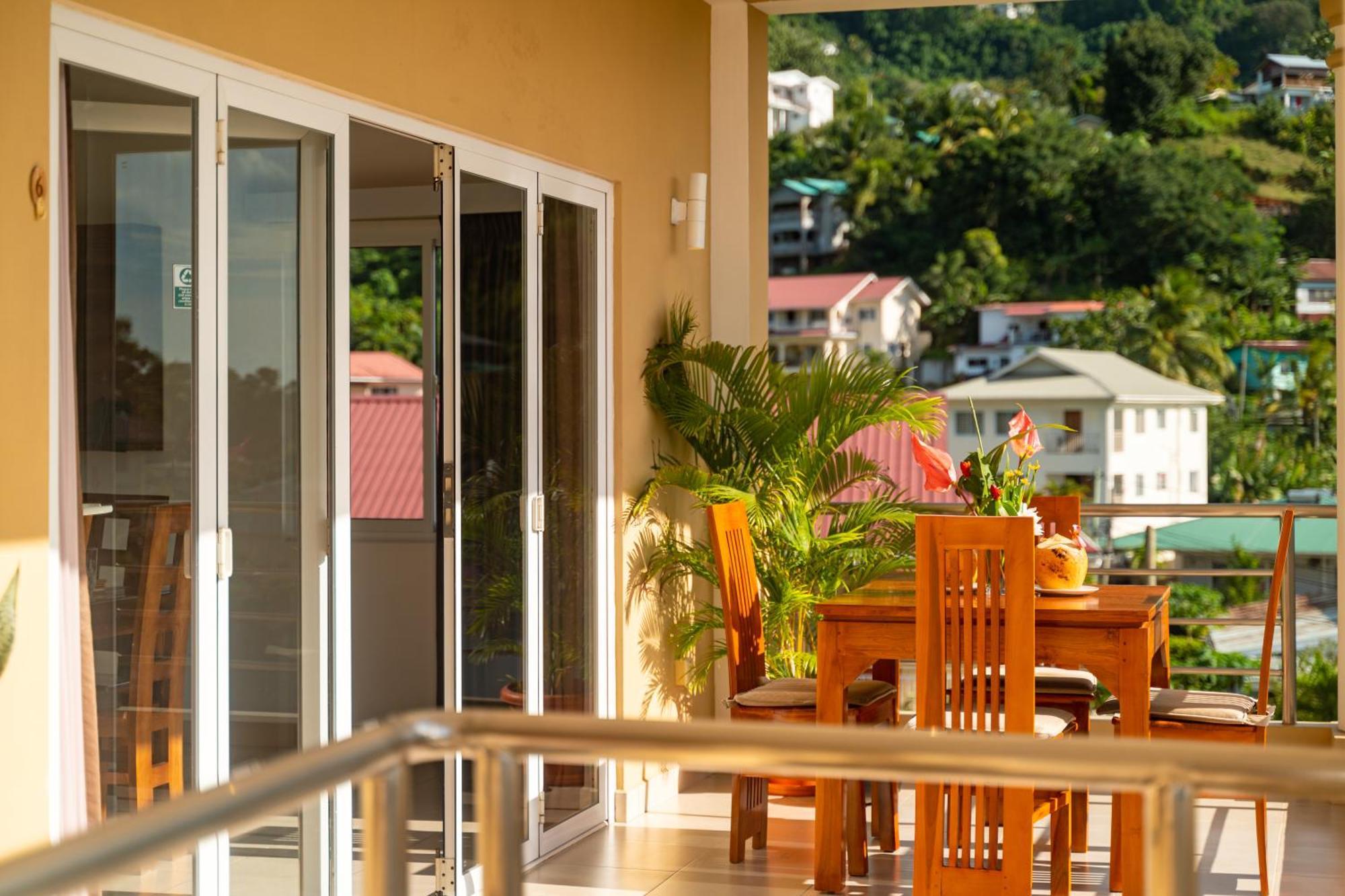 Aparthotel Tropical Hideaway Beau Vallon  Esterno foto