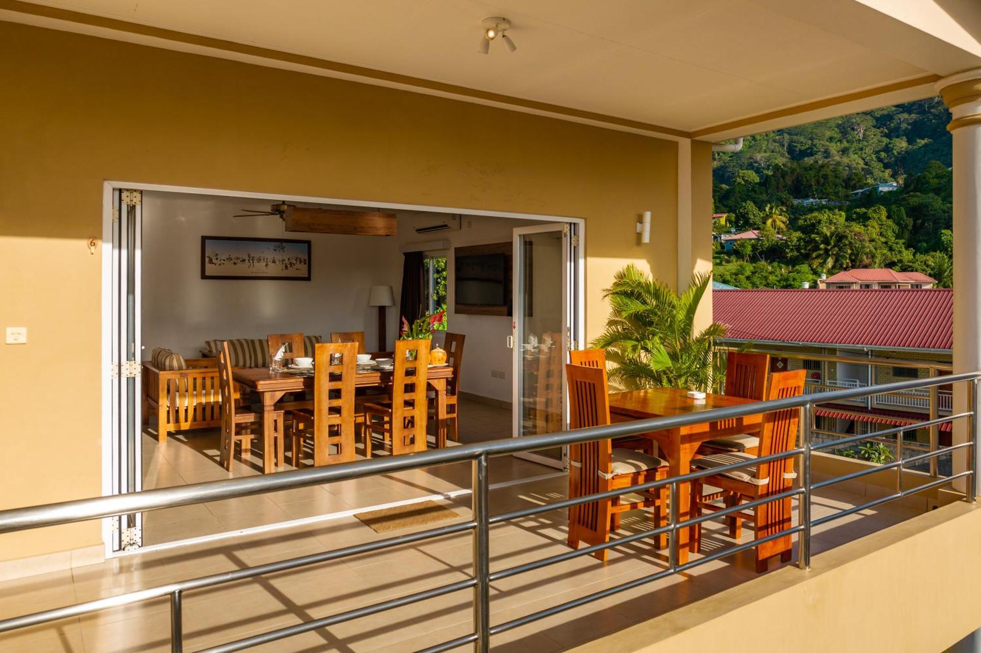 Aparthotel Tropical Hideaway Beau Vallon  Esterno foto