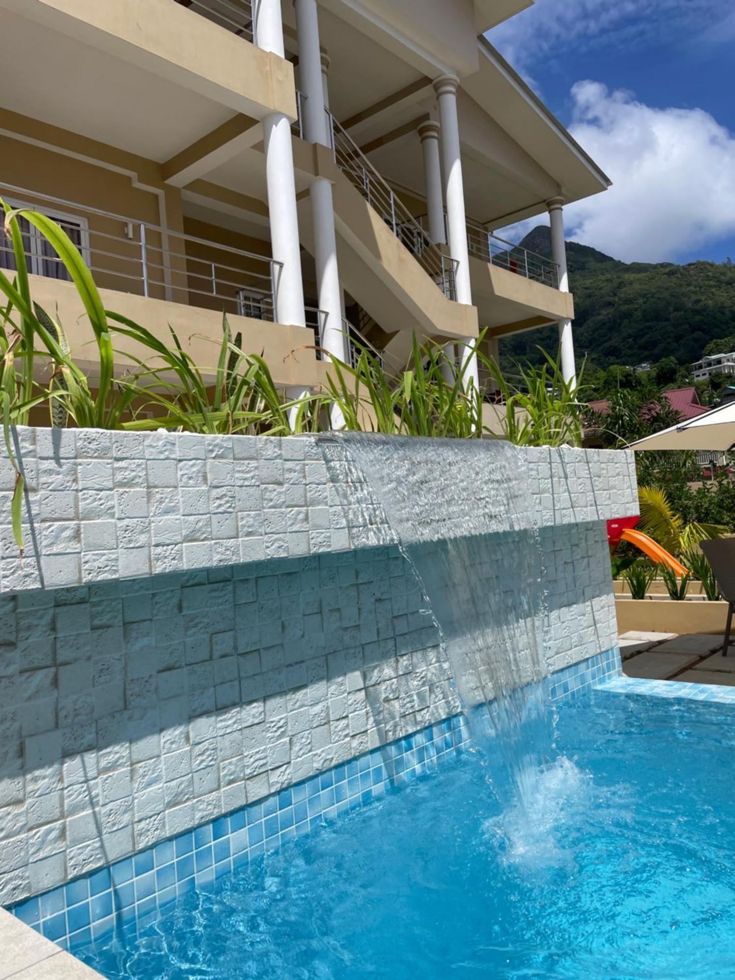 Aparthotel Tropical Hideaway Beau Vallon  Esterno foto